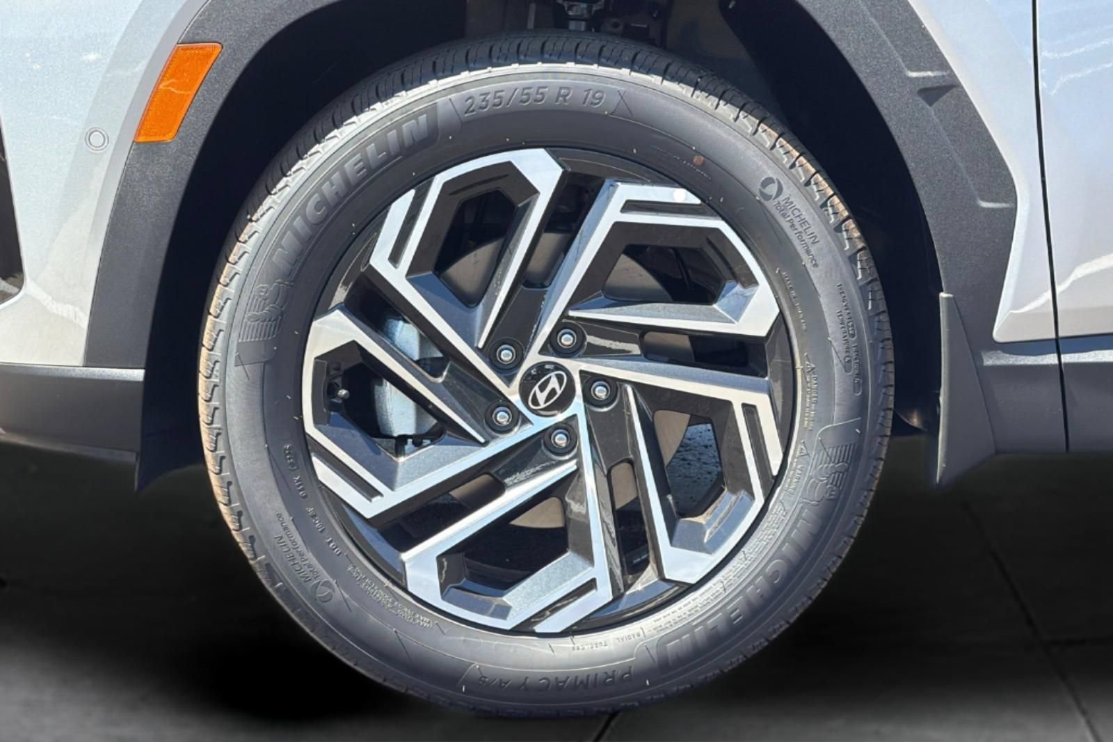 New 2026 Hyundai Tucson Limited AWD/4WD image 25