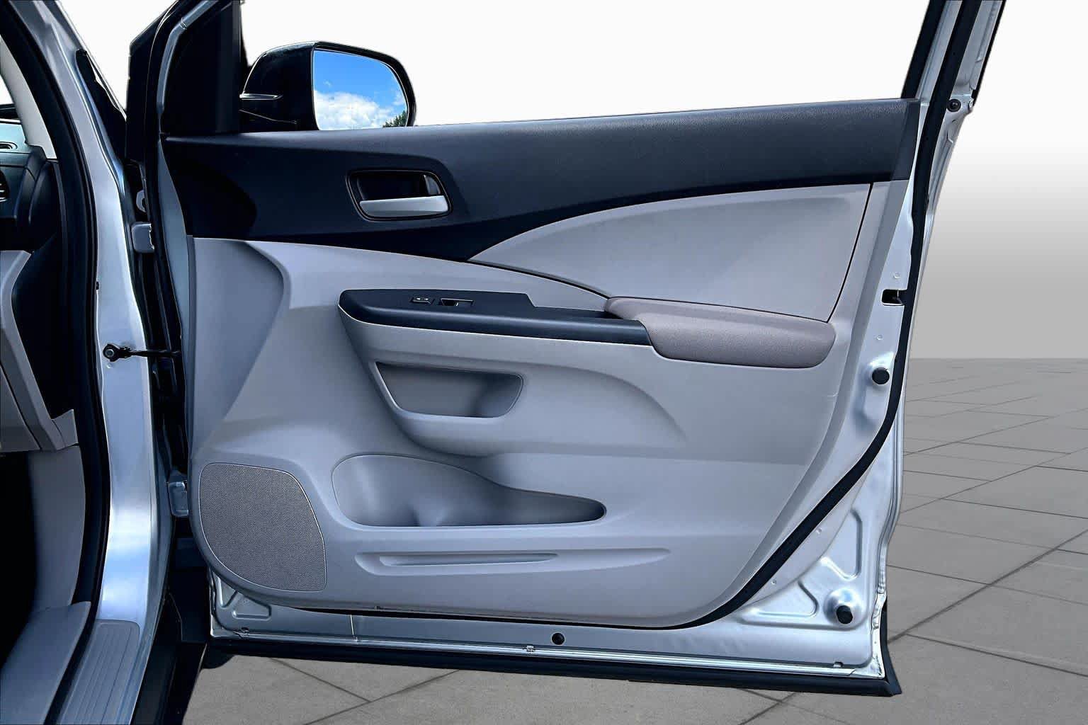 Used 2014 Honda CR-V LX image 22