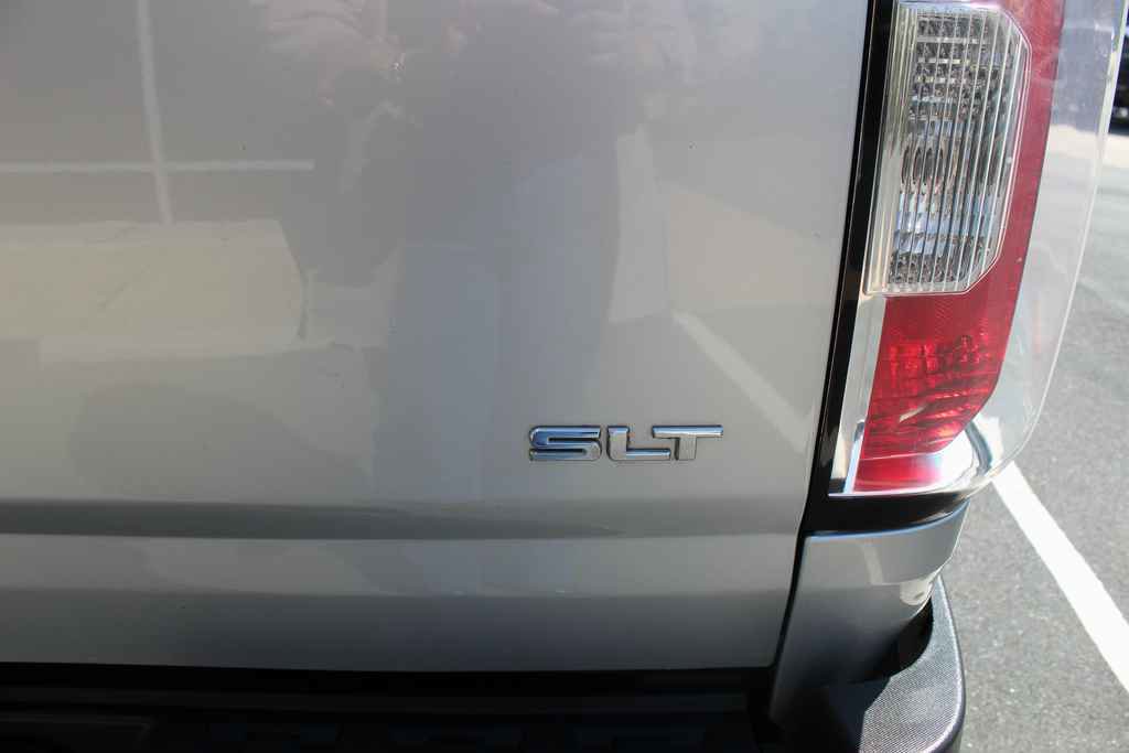 Used 2016 GMC Canyon SLT image 9