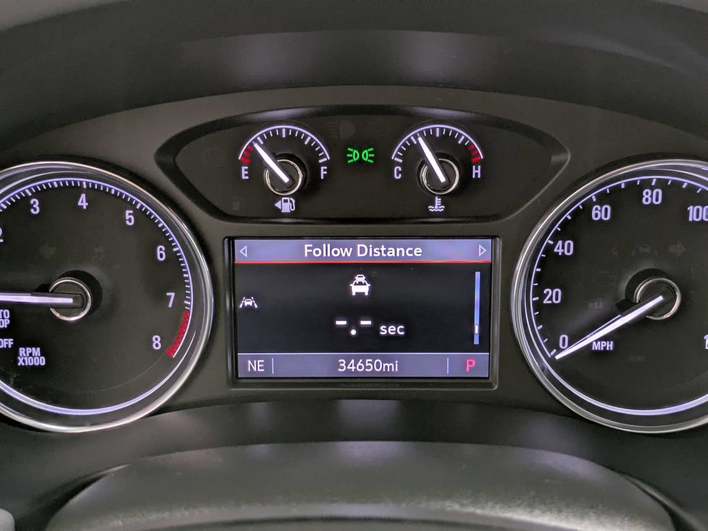 Used 2023 Buick Enclave Essence AWD/4WD image 23