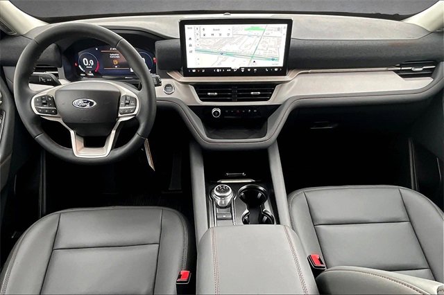 New 2025 Ford Explorer Active w/ Active Comfort Package image 5