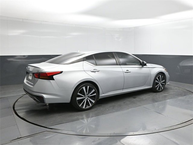 Used 2022 Nissan Altima 2.5 SR image 11
