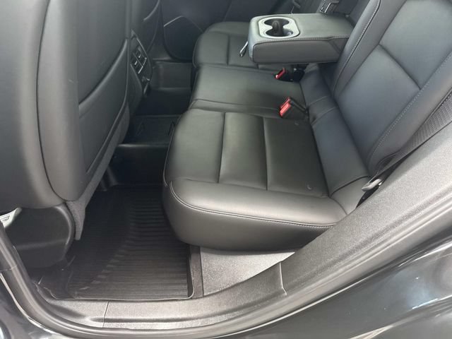 Certified 2025 Cadillac XT4 Premium Luxury AWD/4WD image 56