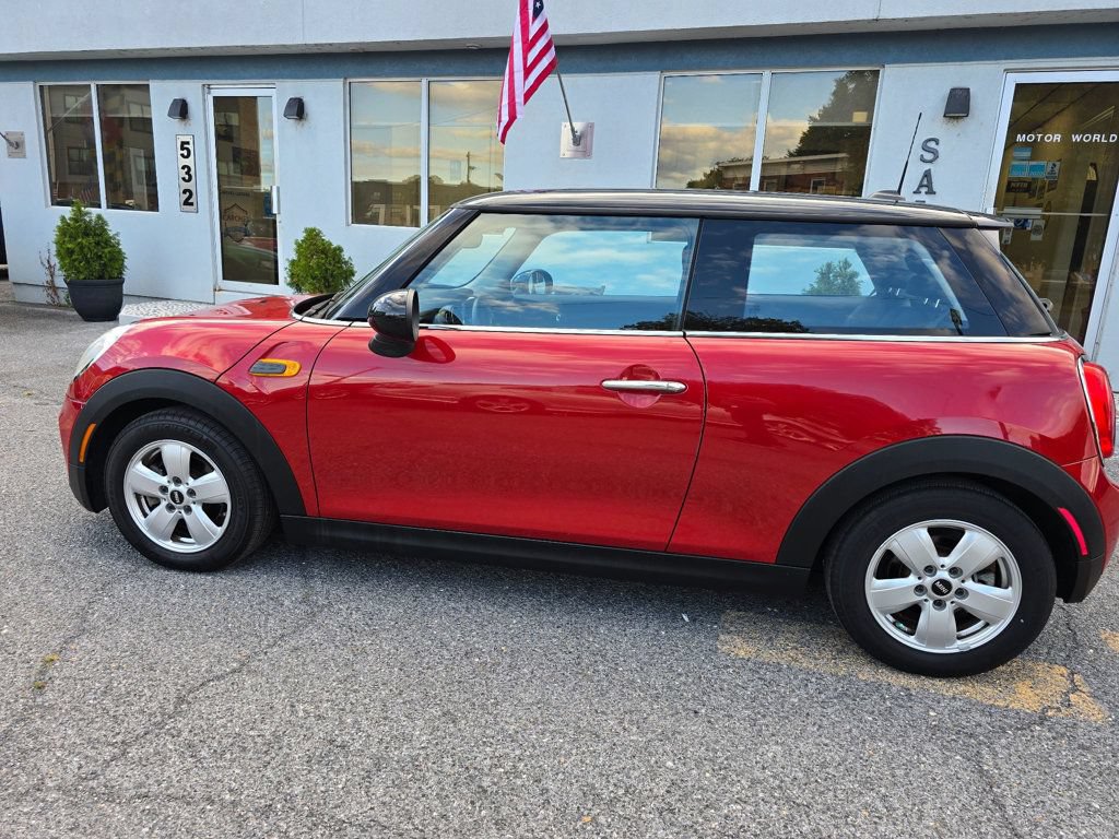 Used 2014 MINI Cooper 2-Door Hardtop FWD image 7