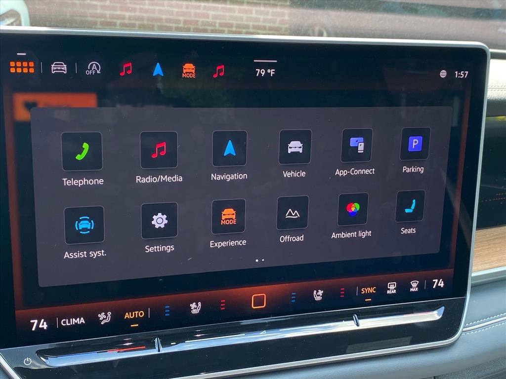 New 2026 Volkswagen Tiguan SEL R-Line AWD/4WD image 7
