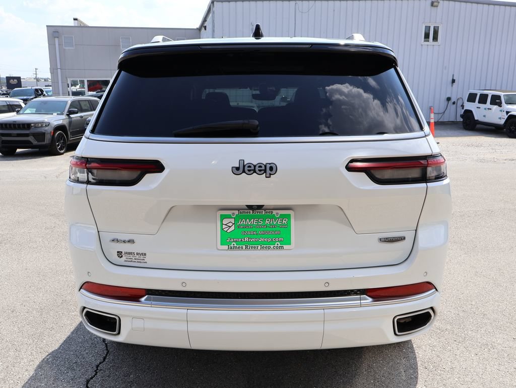Used 2024 Jeep Grand Cherokee L Summit AWD/4WD image 4