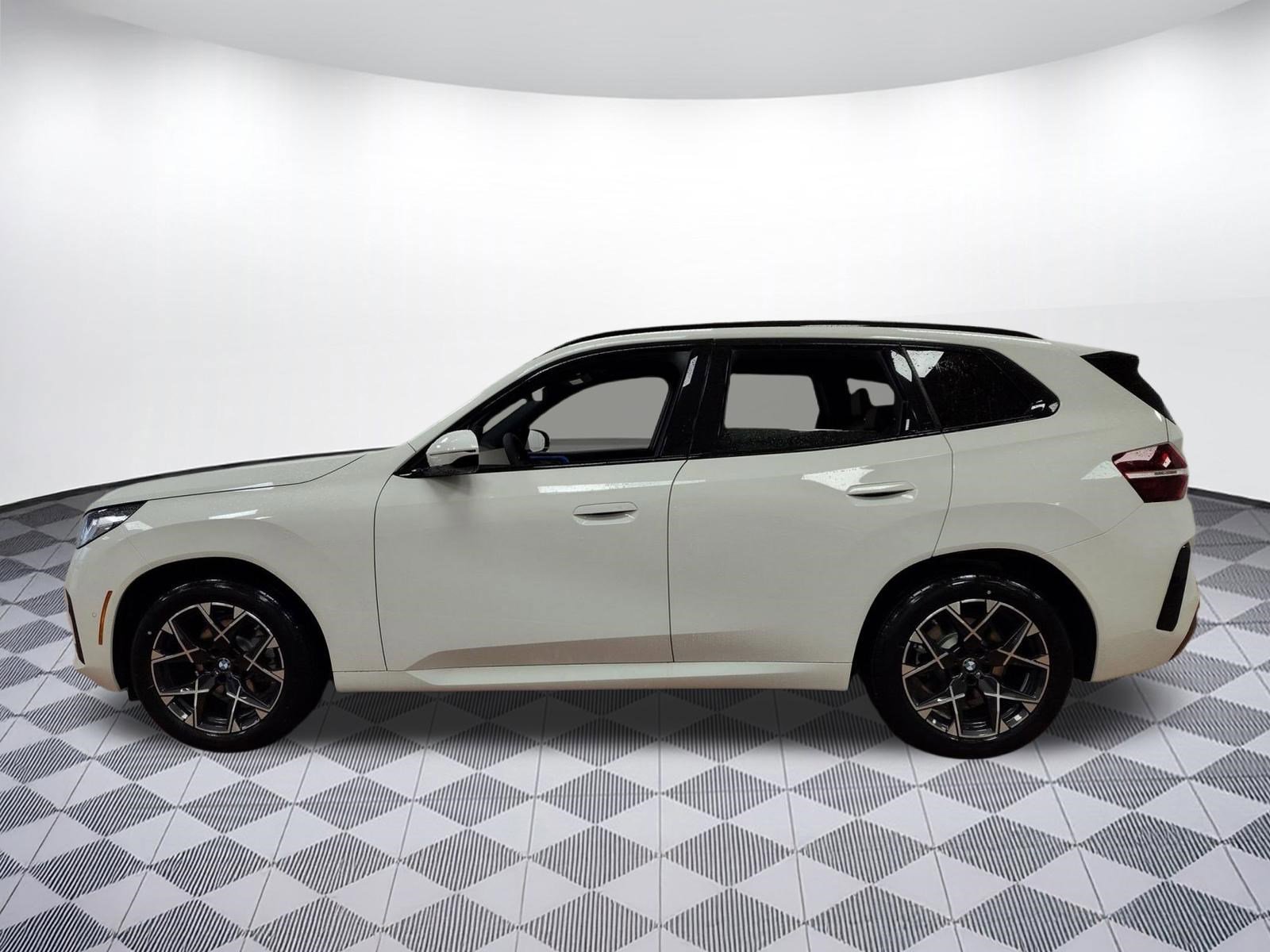 New 2026 BMW X3 xDrive30 w/ M Sport Package image 2