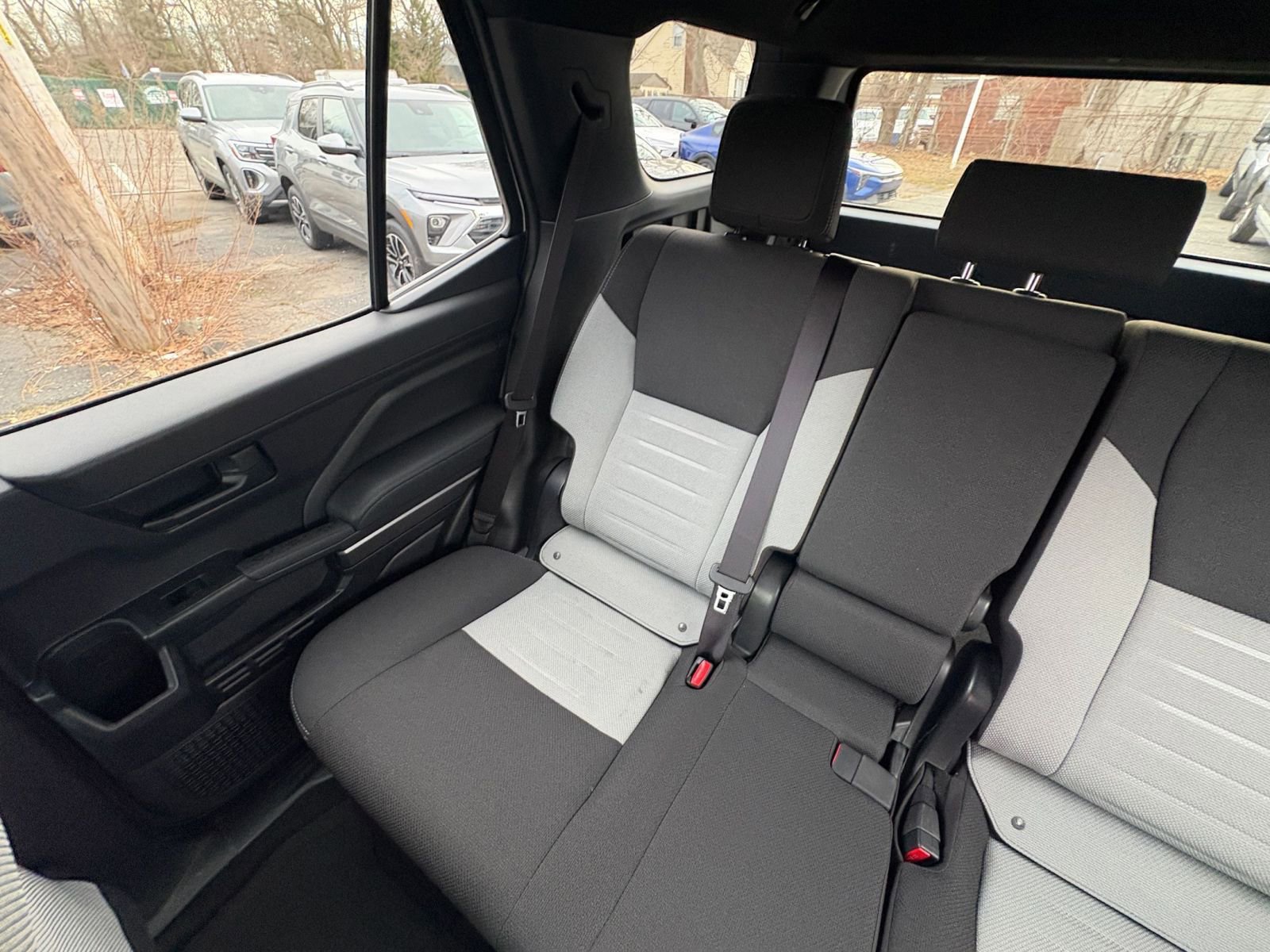 Used 2025 Toyota 4Runner TRD Off-Road image 36