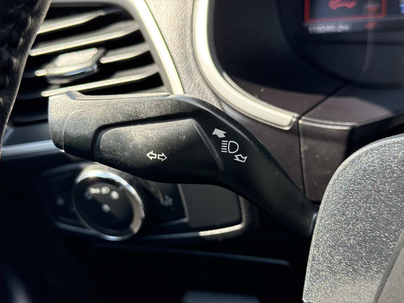 Used 2017 Ford Edge SEL w/ Equipment Group 201A image 15