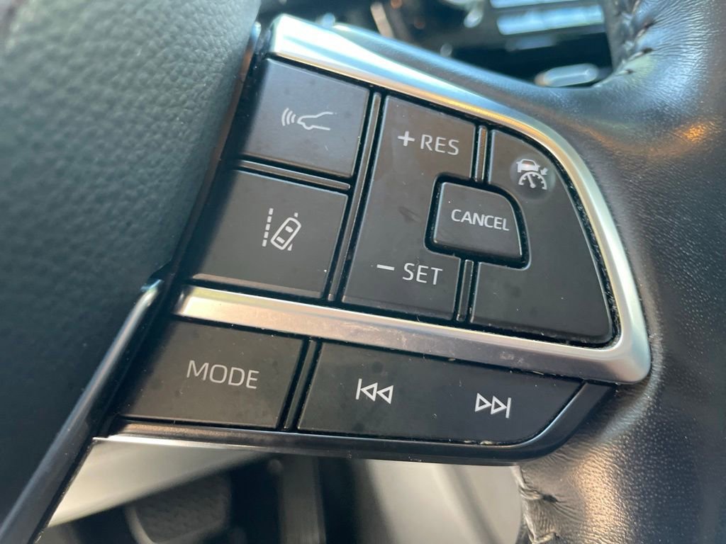 Used 2020 Toyota Highlander Platinum AWD/4WD image 12