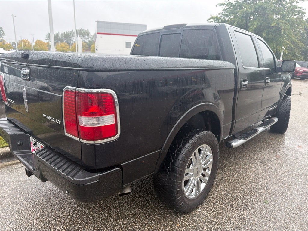 Used 2007 Lincoln Mark LT 4x4 image 3
