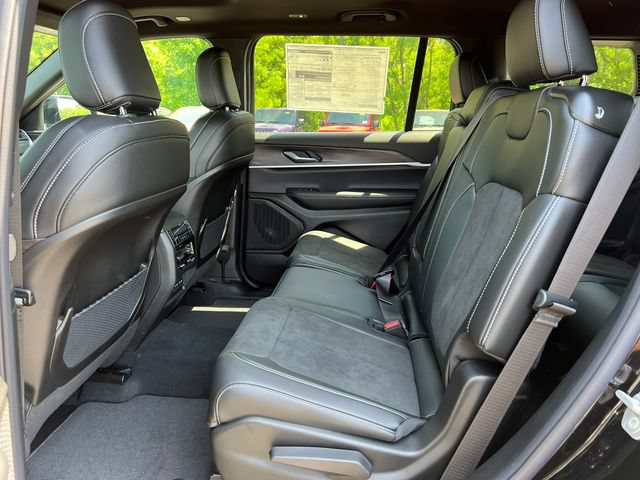 New 2026 Jeep Grand Cherokee L 4WD image 4