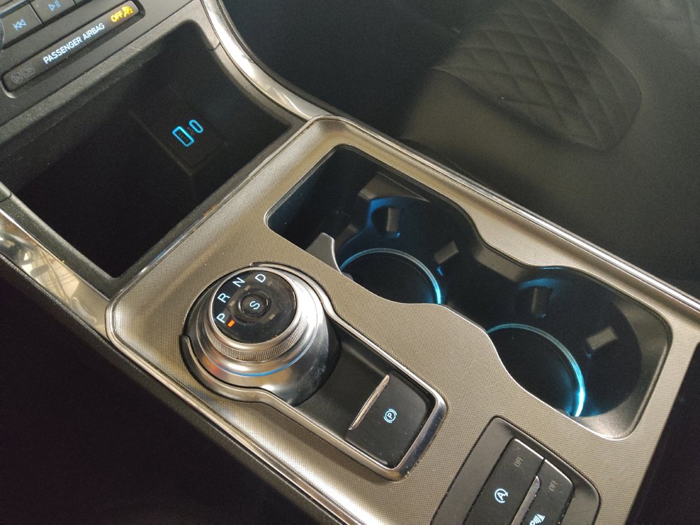 Used 2024 Ford Edge Titanium image 26