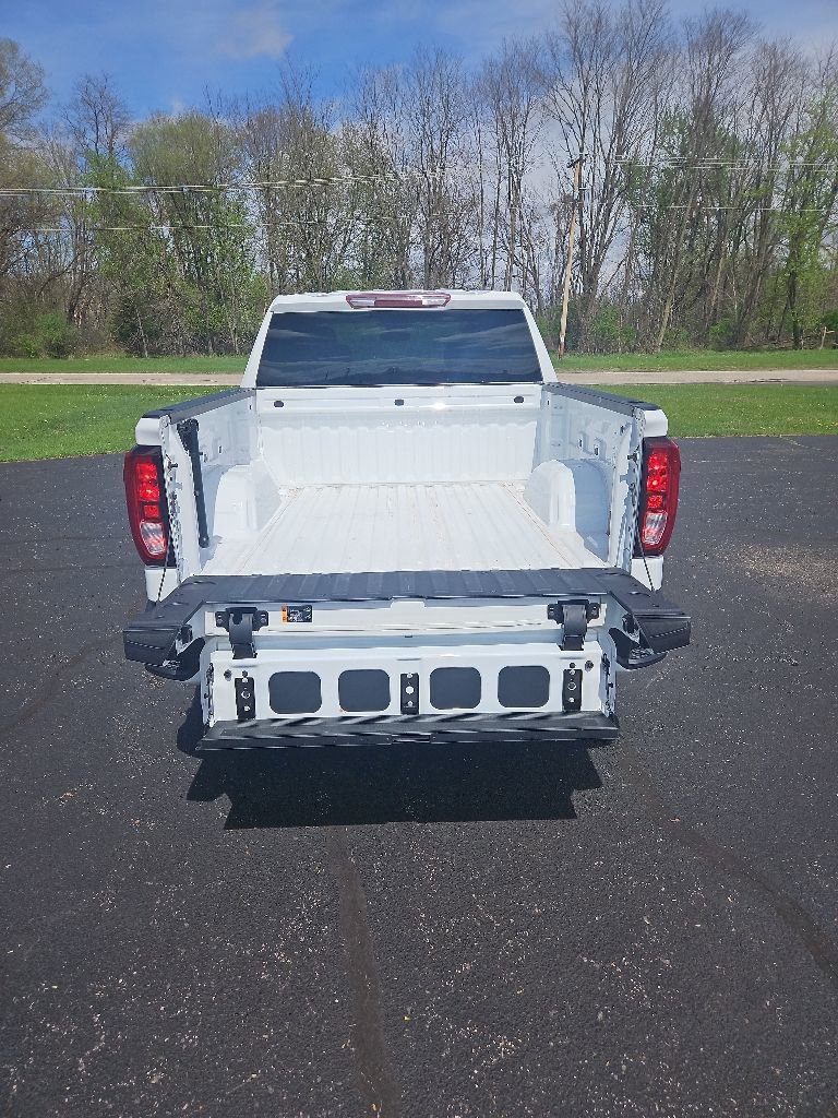 Used 2023 GMC Sierra 1500 Elevation AWD/4WD image 35