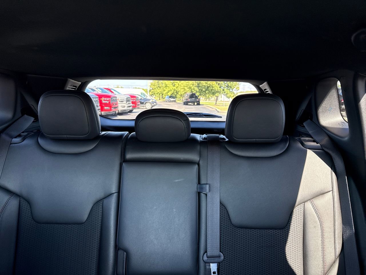 Used 2024 Jeep Compass Trailhawk image 22