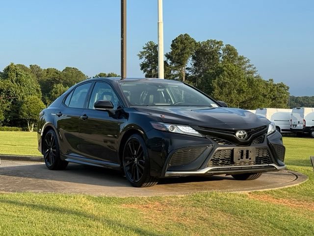 Used 2022 Toyota Camry XSE w/ Cold Weather Package AWD/4WD image 1