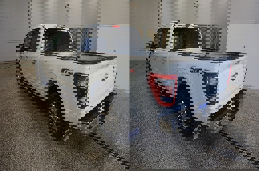 Used 2023 Ford F150 Lariat w/ Bed Utility Package AWD/4WD image 3