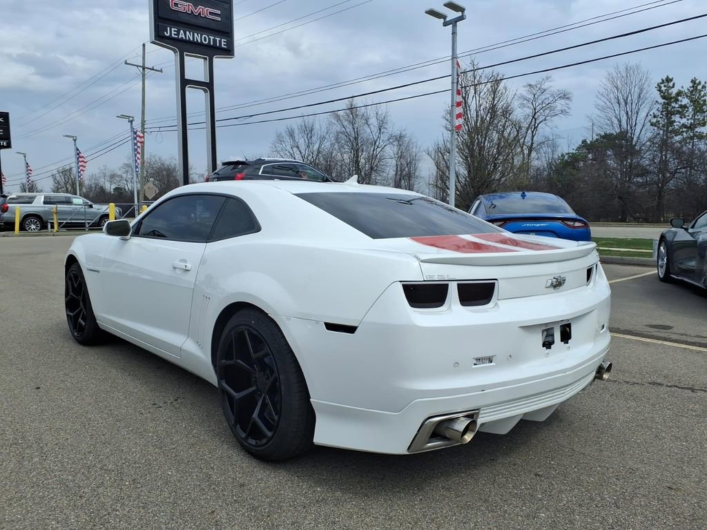 Used 2012 Chevrolet Camaro SS w/ RS Package RWD image 7