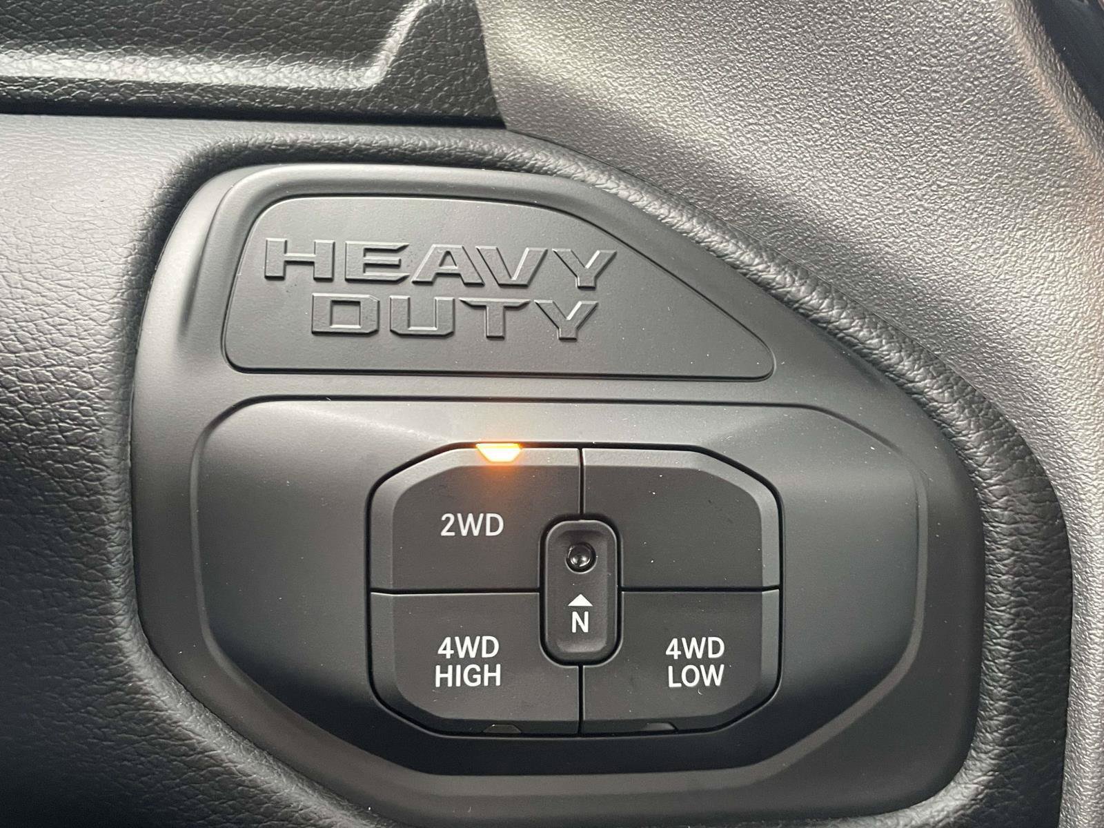 New 2026 RAM 2500 Laramie AWD/4WD image 4