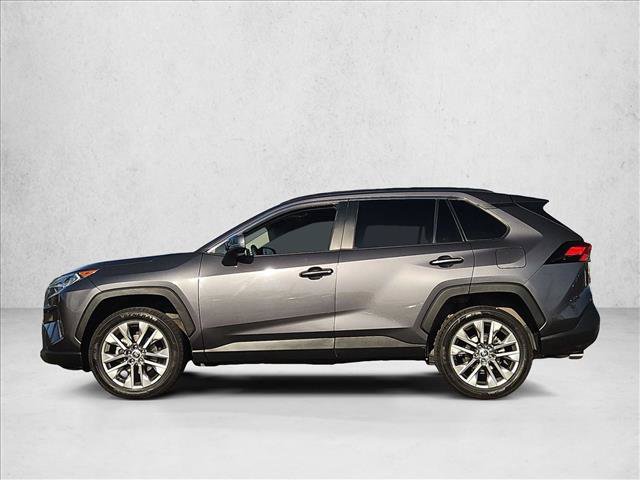 Used 2021 Toyota RAV4 XLE Premium FWD image 10