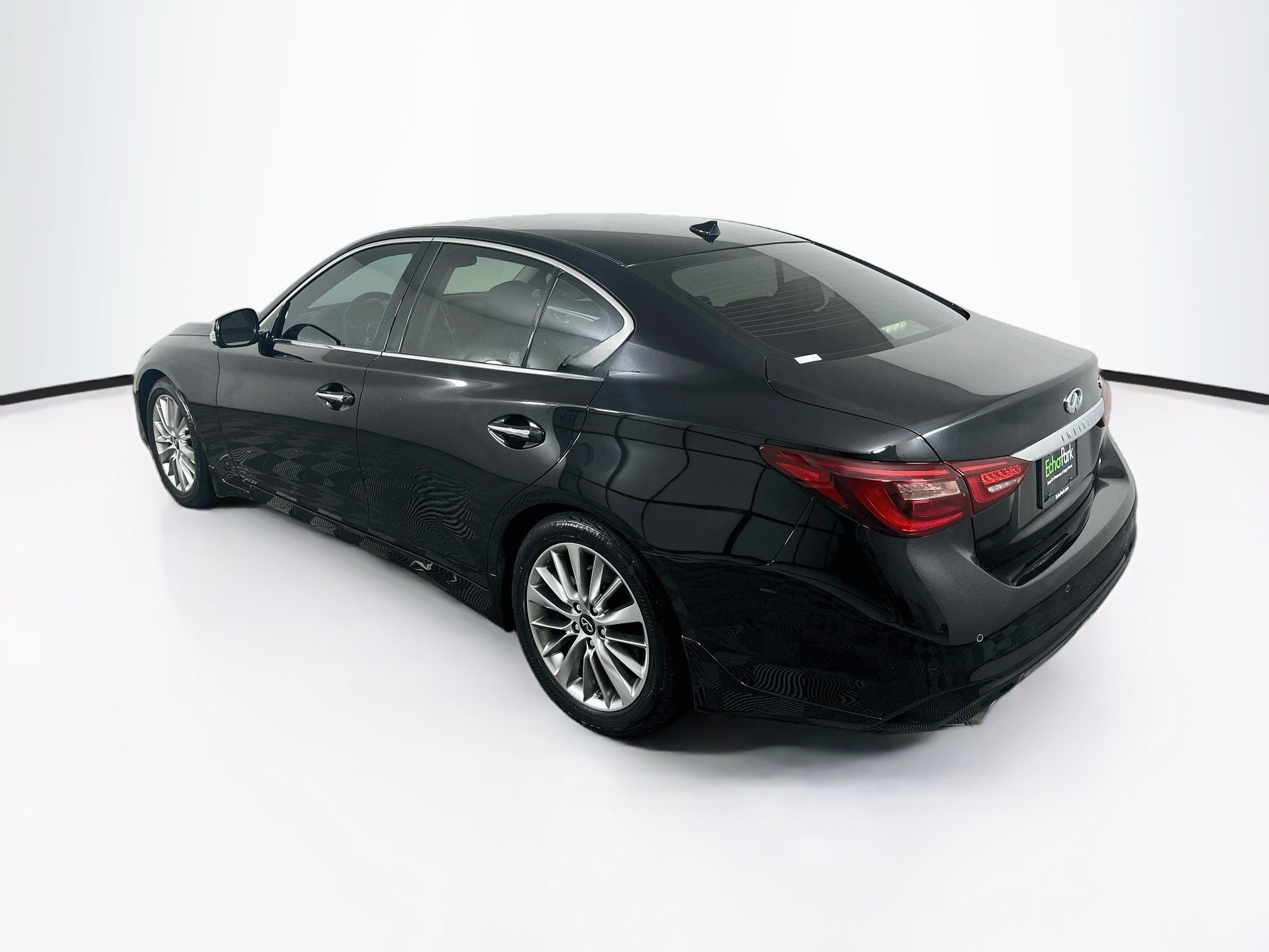 Used 2023 INFINITI Q50 Luxe w/ Cargo Package RWD image 5