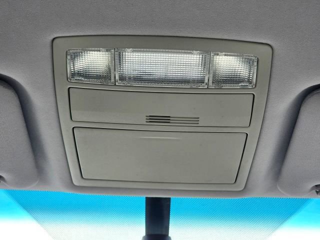 Used 2011 Toyota Camry LE image 24