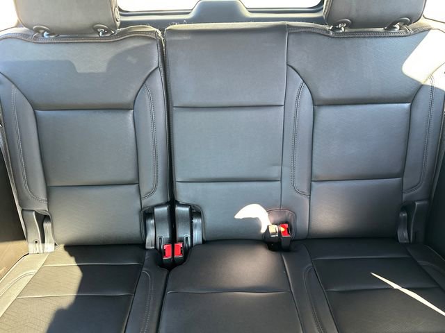 Used 2022 Chevrolet Suburban High Country AWD/4WD image 20