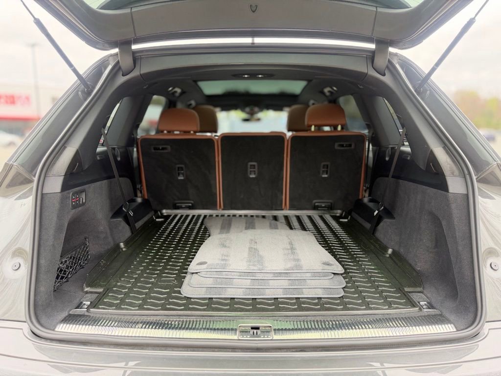 Used 2023 Audi Q7 3.0T Premium Plus w/ Premium Plus Package image 6