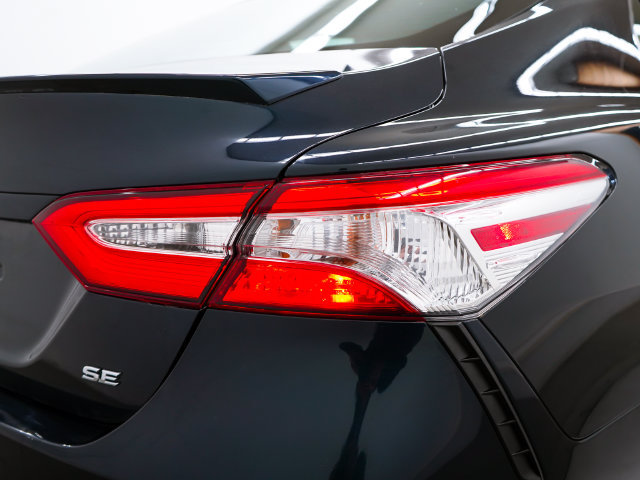 Used 2020 Toyota Camry SE w/ Convenience Package FWD image 47
