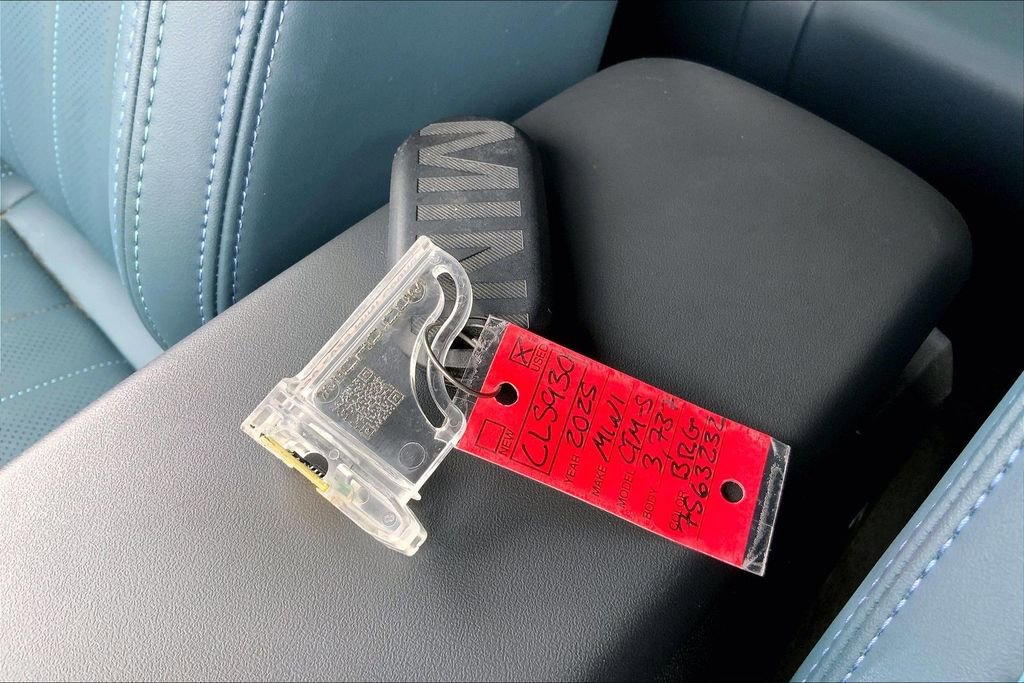 Certified 2025 MINI Cooper Countryman S w/ Comfort Package Max image 14