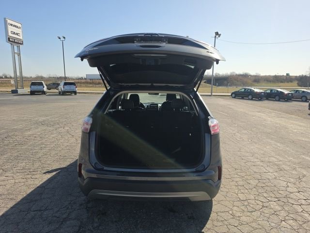 Used 2023 Ford Edge SEL image 10