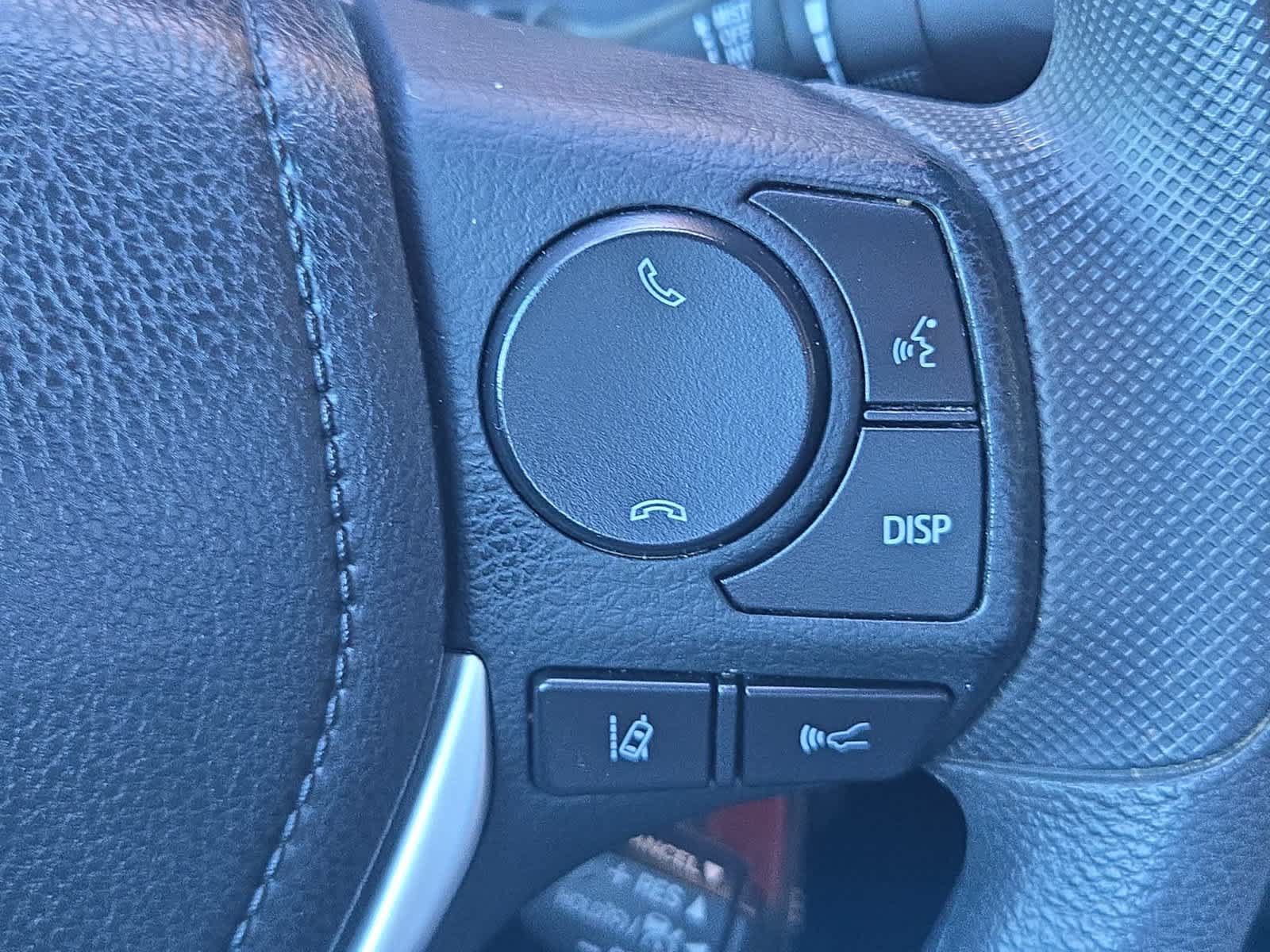 Used 2019 Toyota Corolla LE w/ Carpet Mat Package (TMS) FWD image 24