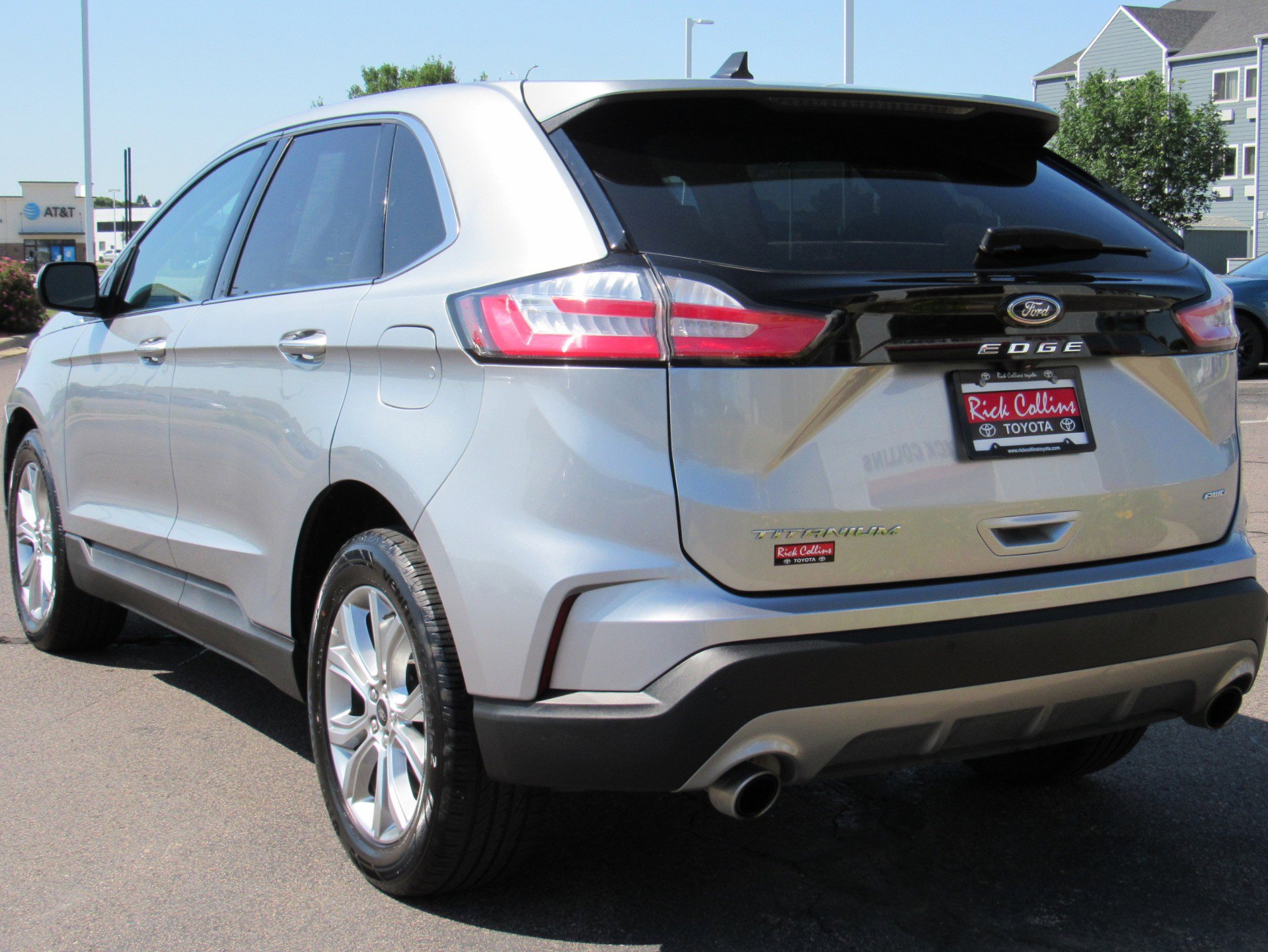 Used 2024 Ford Edge Titanium image 8