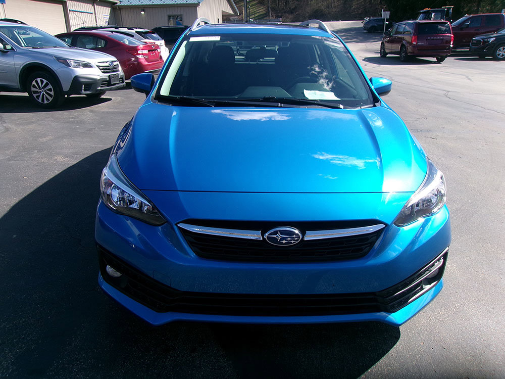 Used 2023 Subaru Impreza 2.0i Premium AWD/4WD image 2