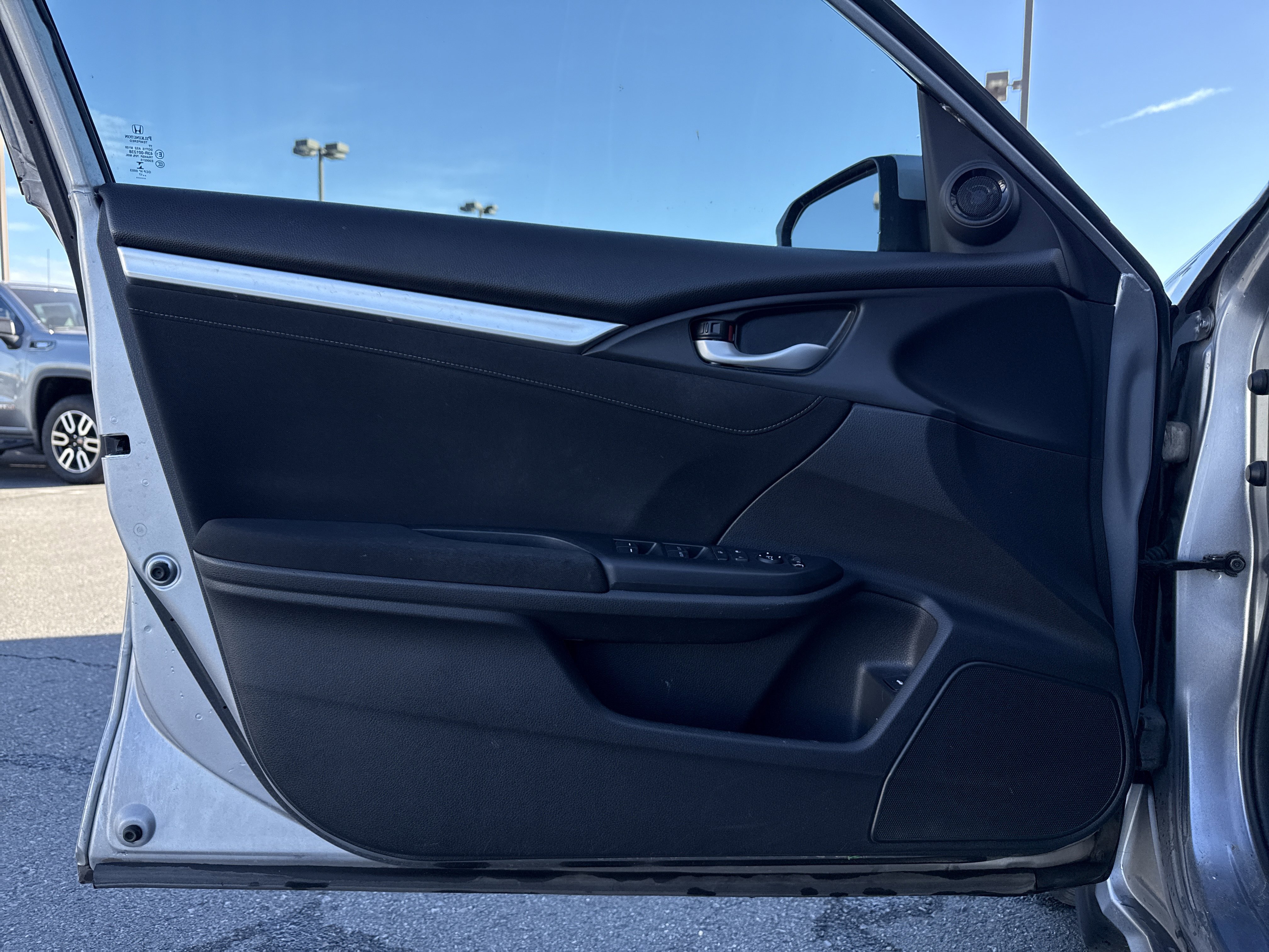 Used 2017 Honda Civic EX-T image 12