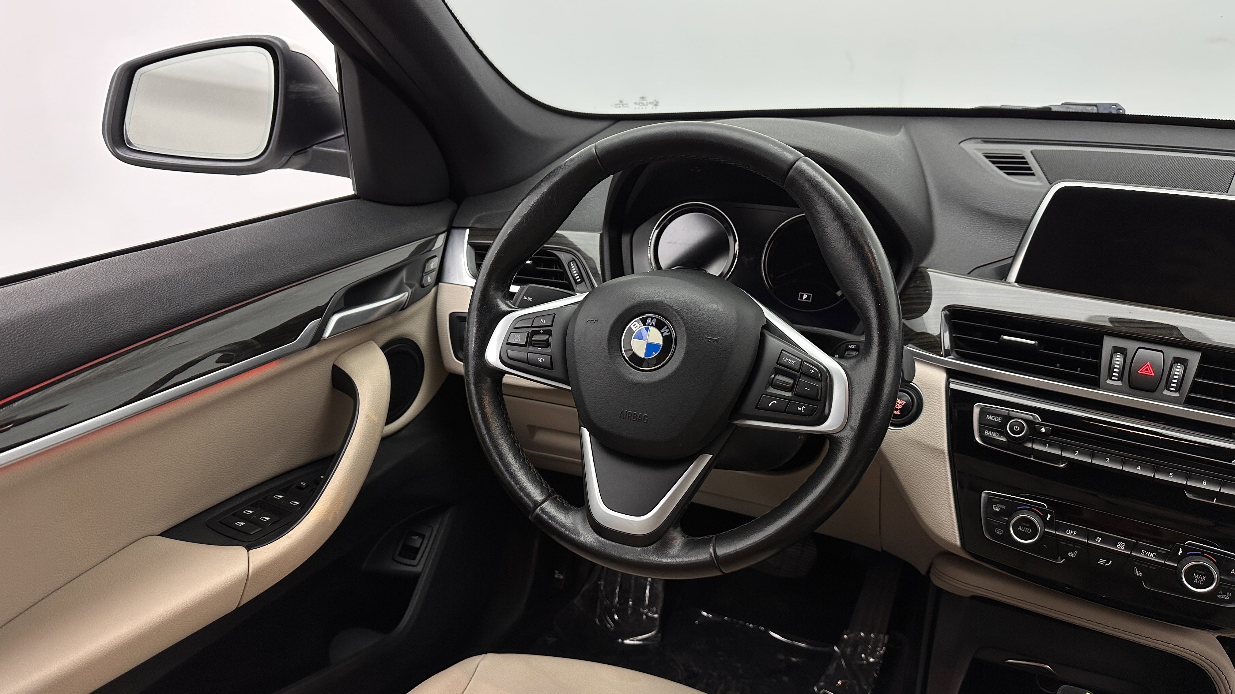 Used 2018 BMW X1 sDrive28i w/ Convenience Package FWD image 27