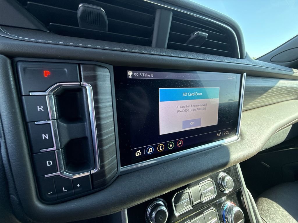 Certified 2021 GMC Yukon XL Denali w/ Denali Premium Package image 20