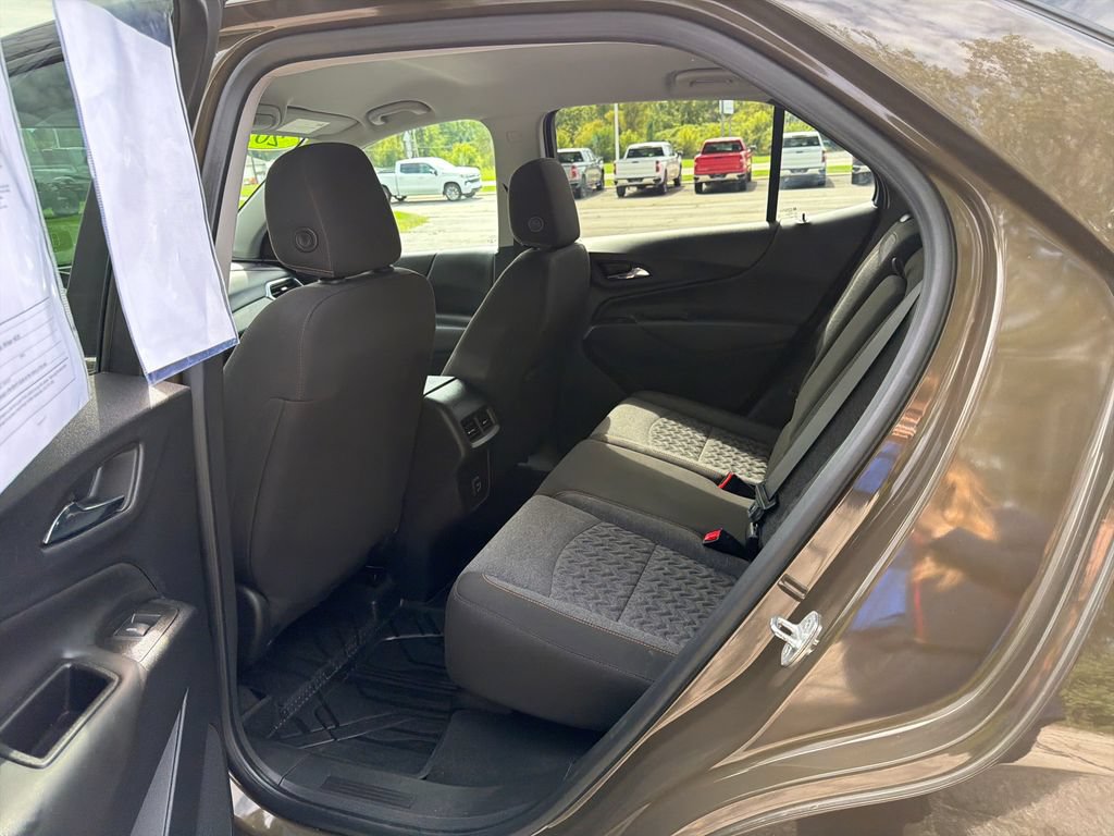 Used 2023 Chevrolet Equinox LT FWD image 26