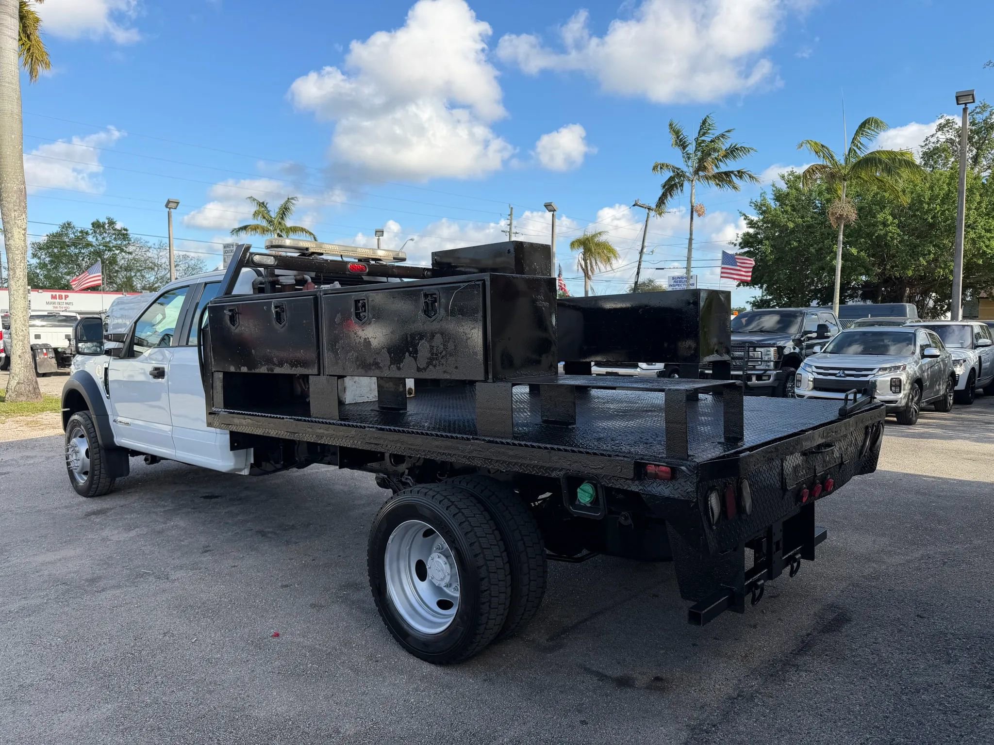 Used 2017 Ford F450 XL w/ Power Equipment Group image 3