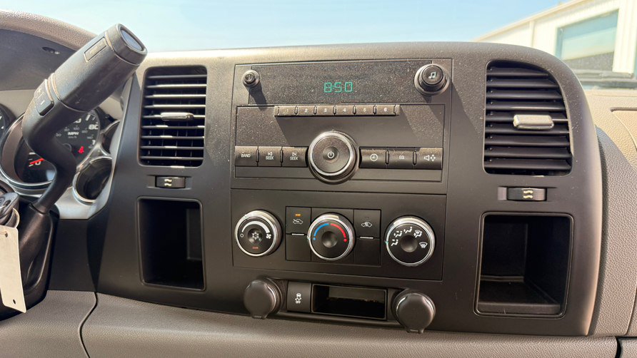 Used 2013 Chevrolet Silverado 3500 W/T RWD image 18