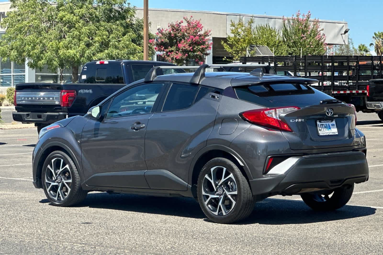 Used 2021 Toyota C-HR XLE FWD image 7