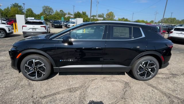 New 2026 Chevrolet Equinox EV LT FWD image 7