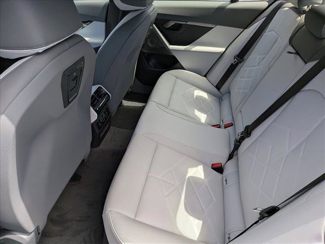 New 2027 BMW i5 M60 w/ M Sport Package AWD/4WD image 16