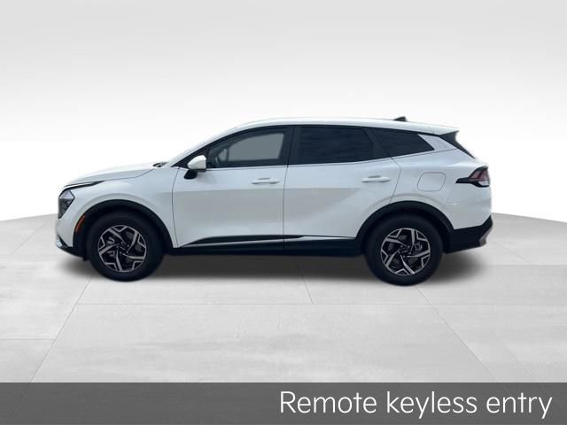 Certified 2023 Kia Sportage LX image 5