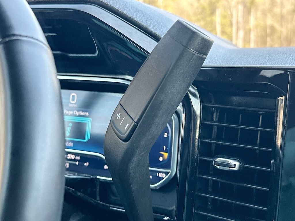 Used 2025 Chevrolet Silverado 2500 LT w/ Convenience Package image 22