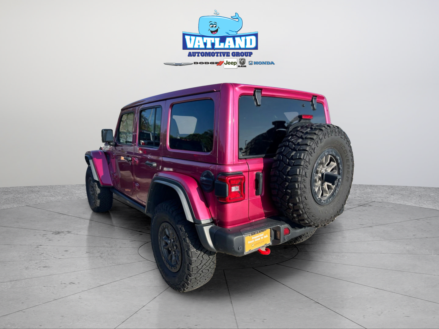 Used 2022 Jeep Wrangler Unlimited Rubicon w/ Xtreme Recon 35" Tire Package AWD/4WD image 3