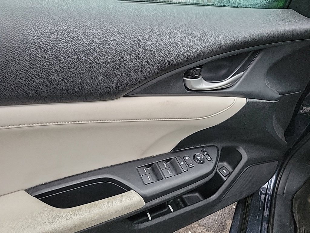 Used 2019 Honda Insight Touring image 9