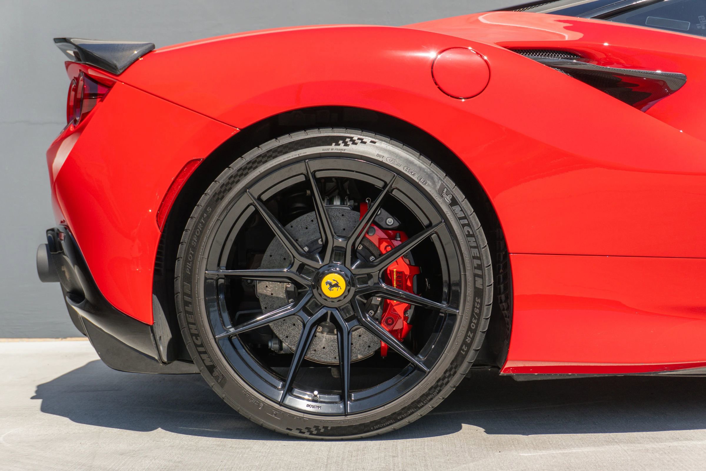 Used 2020 Ferrari F8 Tributo image 35