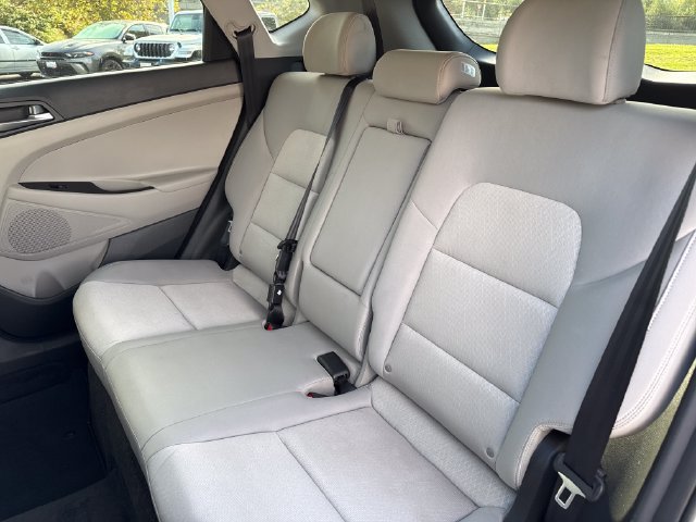 Used 2017 Hyundai Tucson SE w/ SE Popular Package 02 FWD image 19