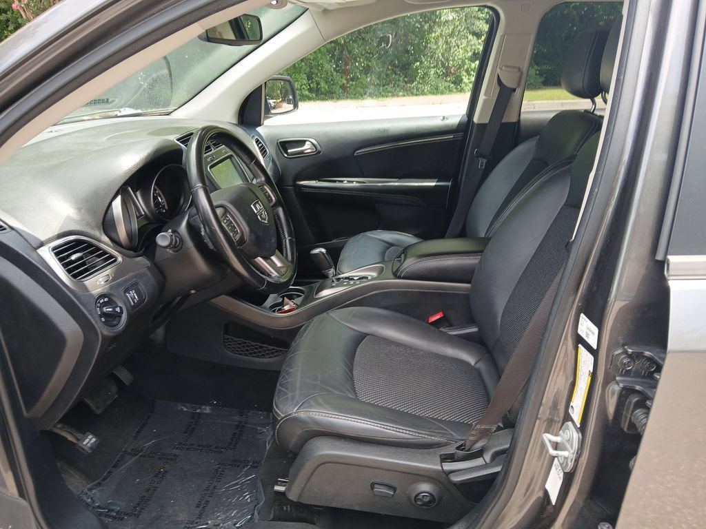 Used 2020 Dodge Journey Crossroad FWD image 20